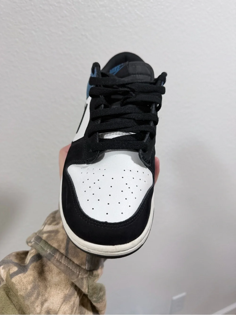 Nike dunk low black and blue
